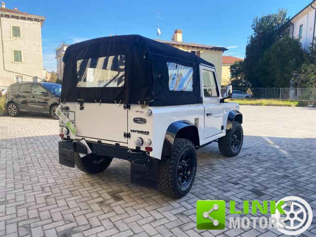 LAND ROVER Defender 90 Soft-top TDI 200 2.5 D