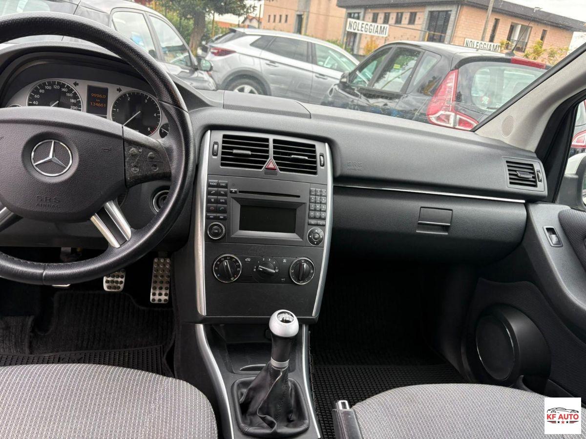 MERCEDES - Classe B - 180 CDI Sport