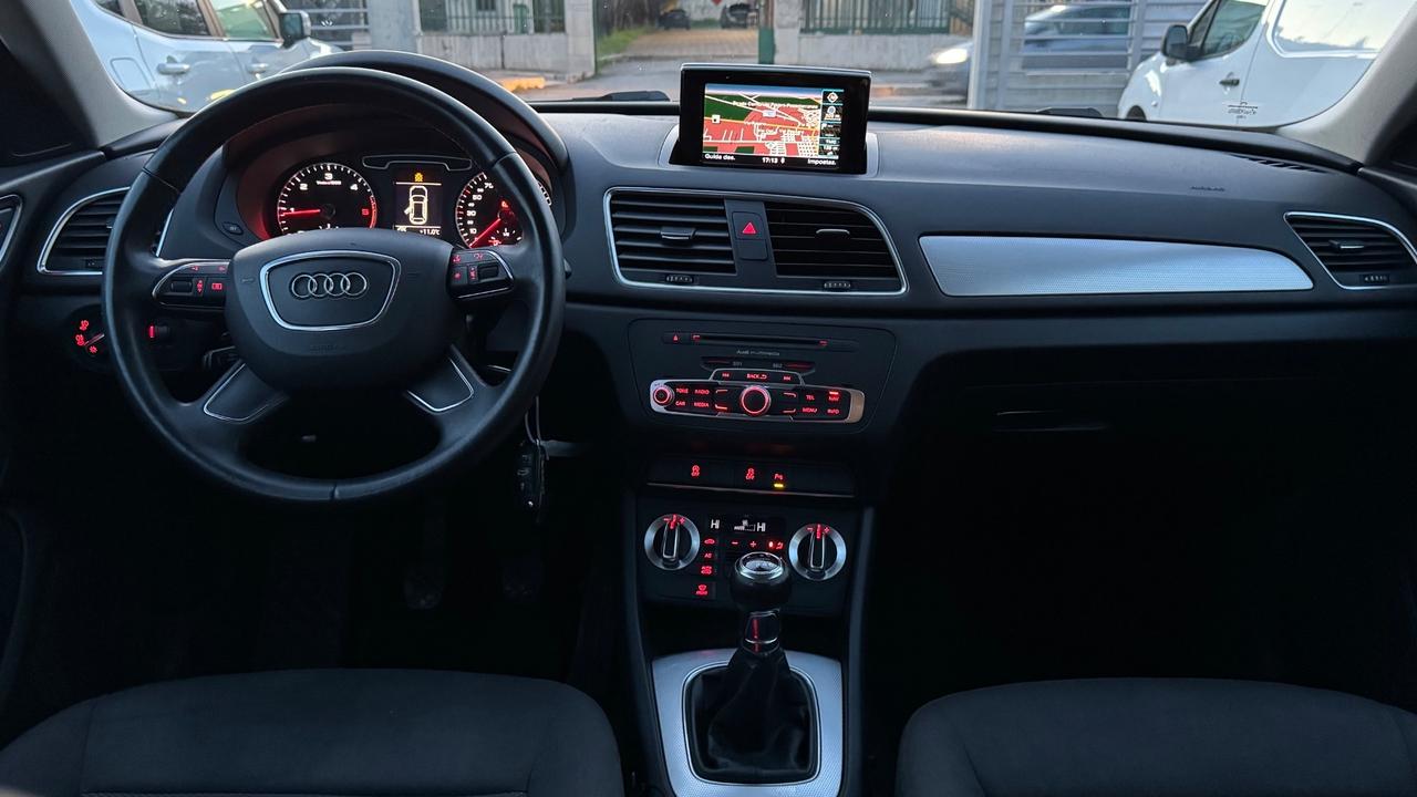 Audi Q3 2.0 TDI Buisness plus -2012