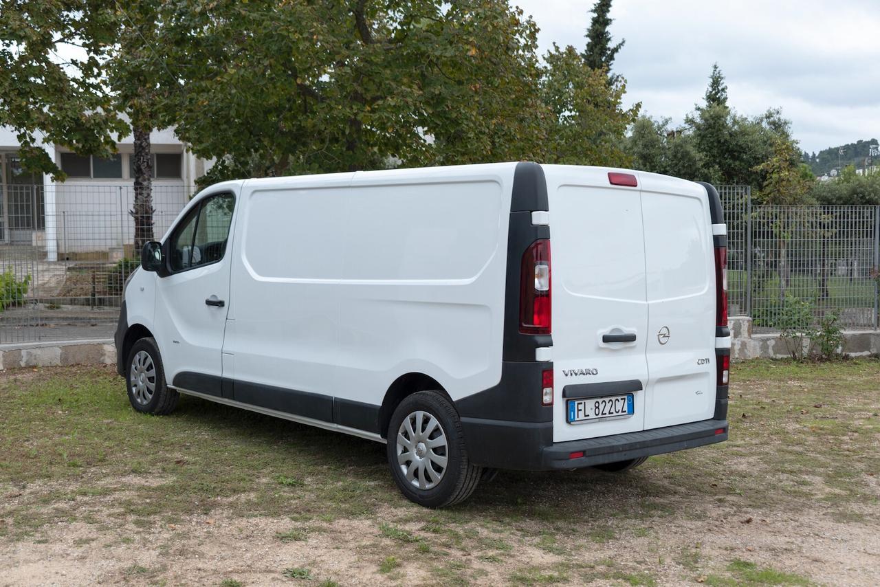 Opel Vivaro 1.6 TDCI L2H1 passo lungo Iva I.