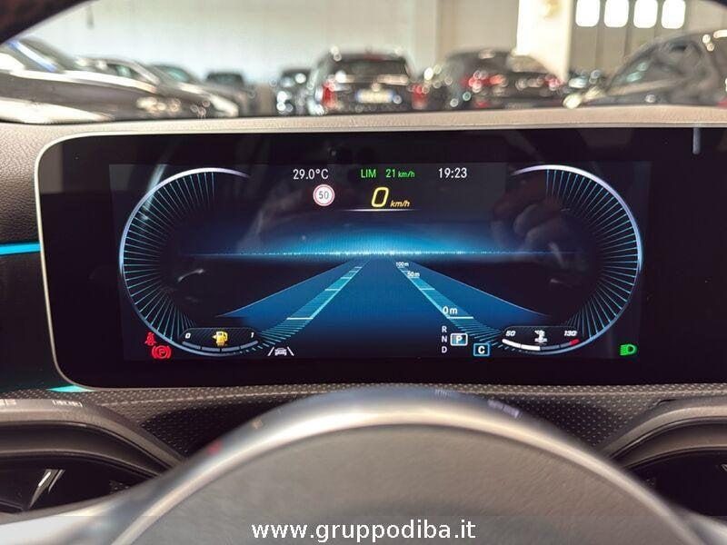 Mercedes-Benz Classe A - V177 2018 Diesel A 200 d Premium 4matic auto