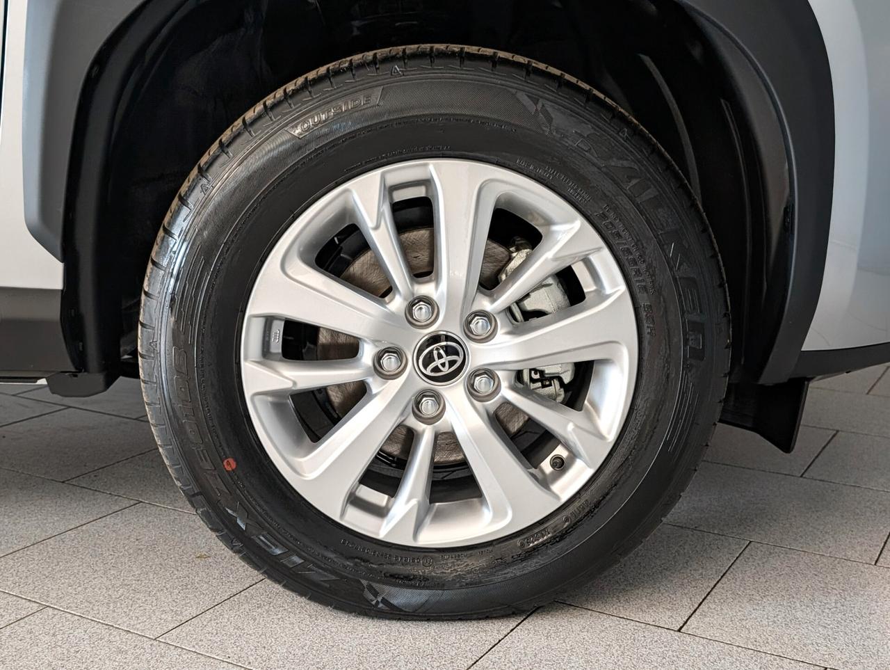 TOYOTA YARIS CROSS 1.5 HYBRID 116 CV ACTIVE KM0