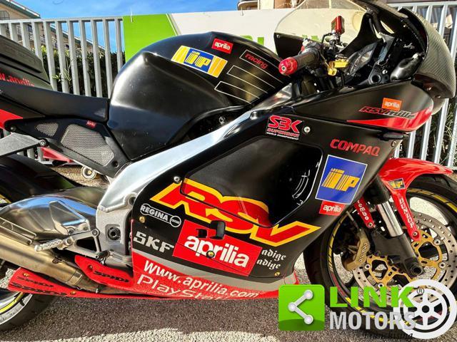APRILIA RSV 1000 .