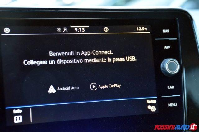 VOLKSWAGEN T-Roc 1.5 TSI 150 CV DSG LIFE + TECH PACK - I.Q DRIVE -