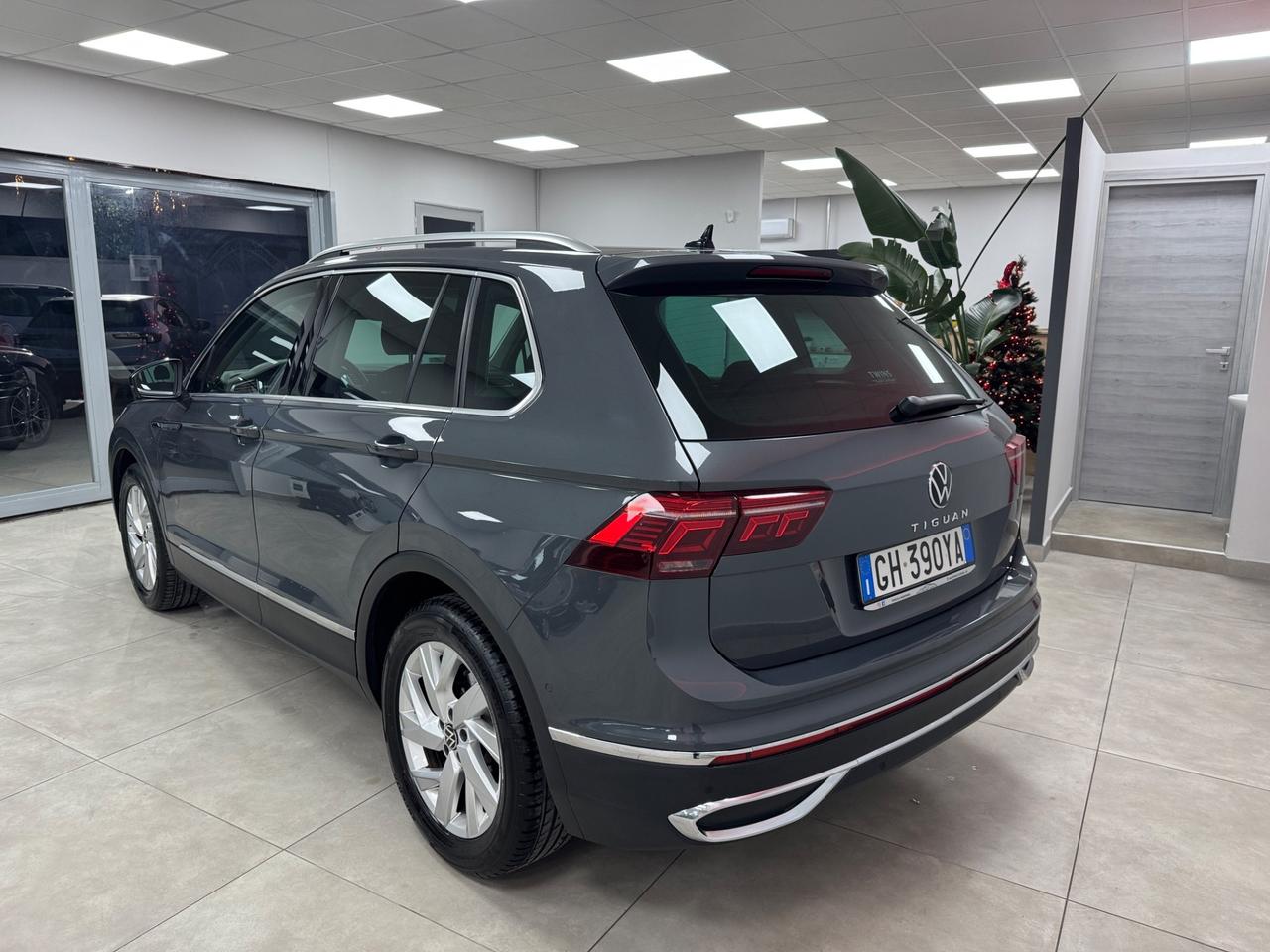 Volkswagen Tiguan 2.0 TDI 150 CV SCR DSG Elegance