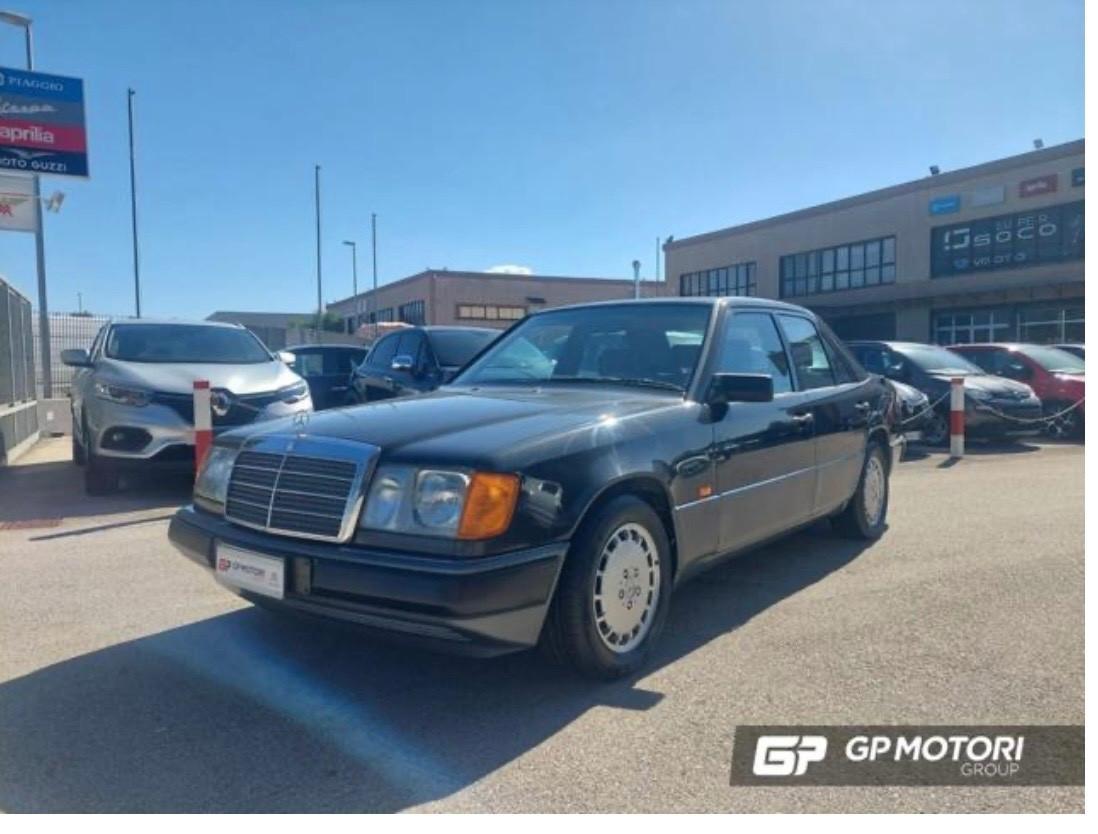 Mercedes-benz 200 E
