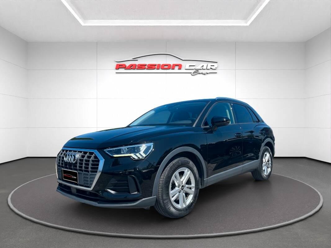 Audi Q3 35 2.0 tdi Business s-tronic