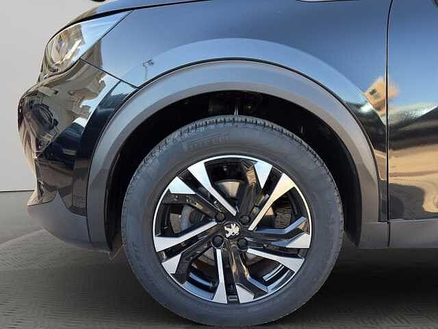 Peugeot 2008 PureTech 130 S&S EAT8 Allure