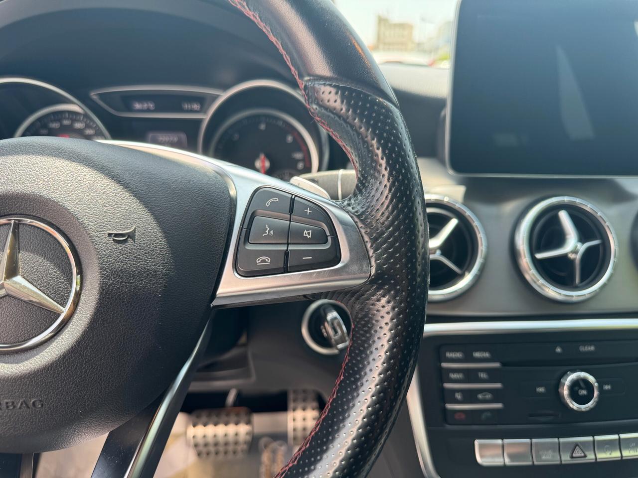 Mercedes-benz CLA 180d Automatic Premium