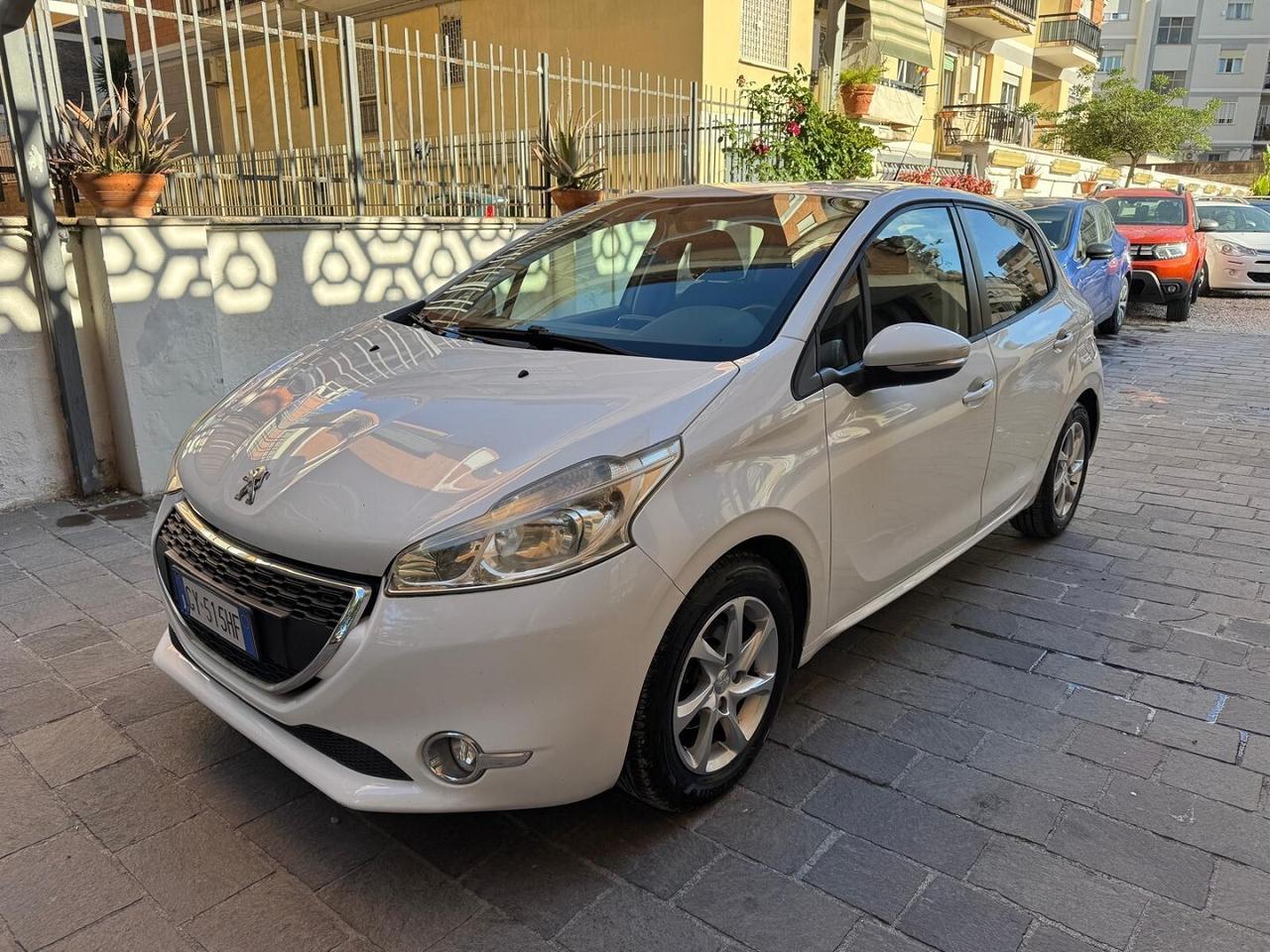 PEUGEOT 208 1.4 HDi 68CV 5 porte Active