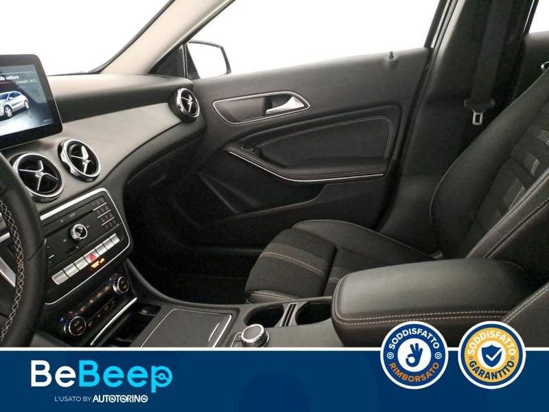 Mercedes-Benz GLA 200 D SPORT 4MATIC AUTO