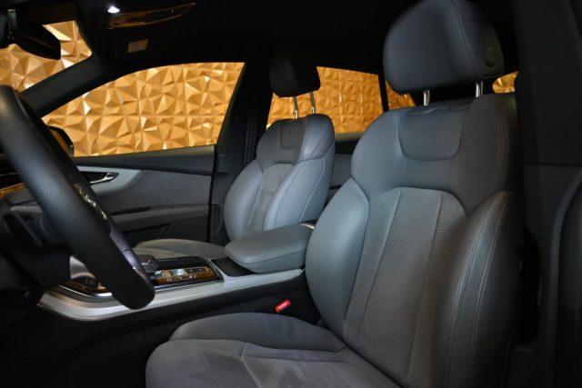 AUDI Q8 55 TFSI Q.TIP.SPORT ATT.2XS-LINE BLACKLINE 22"FULL