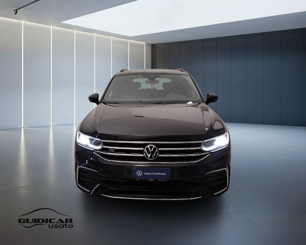 VOLKSWAGEN Tiguan II 2021 - Tiguan 2.0 tdi R-Line 150cv dsg
