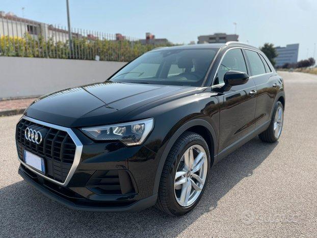 AUDI Q3 35 2.0 TDI 150 CV Business S-tronic