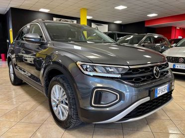 VOLKSWAGEN T-Roc 1.5 TSI ACT DSG LED -UNICO PROPRIETARIO - CARPLAY