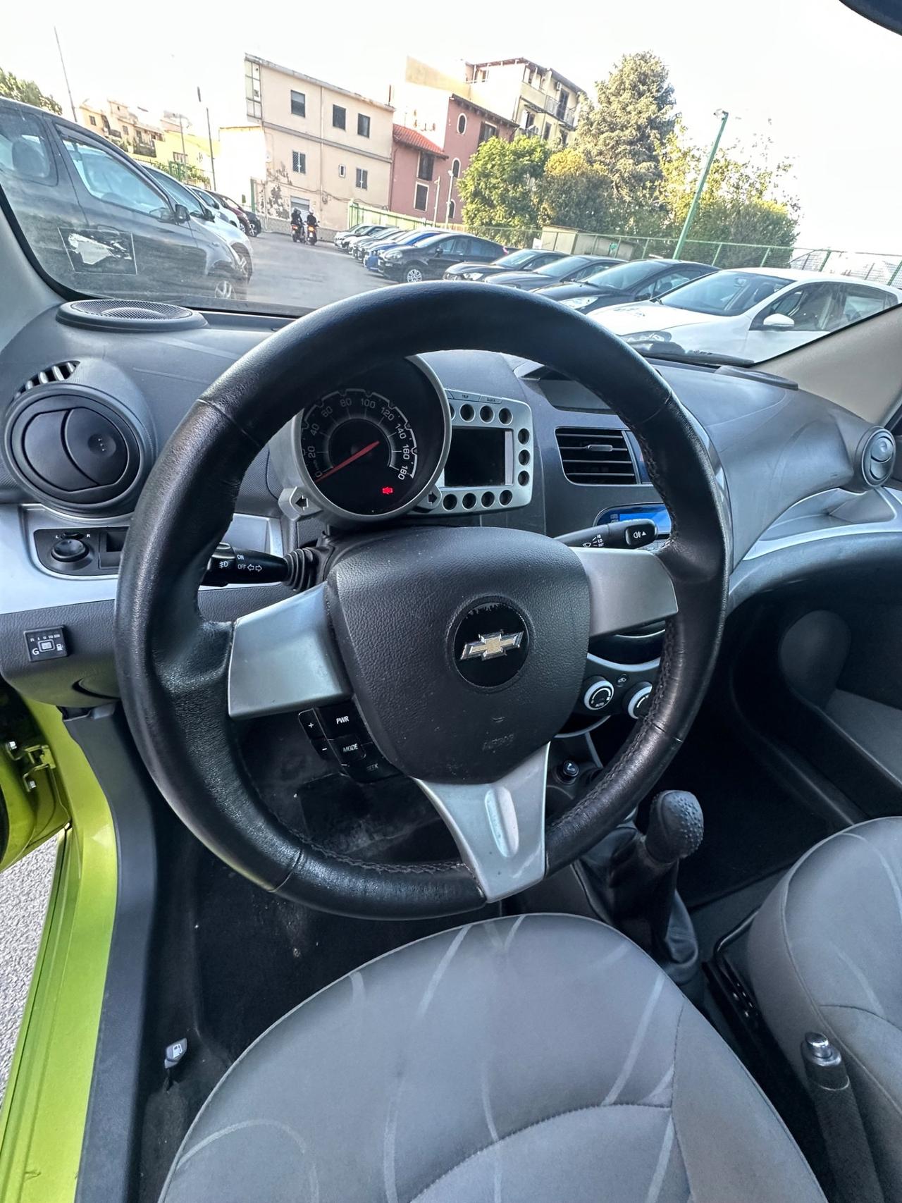 Chevrolet Spark 1.2 LT