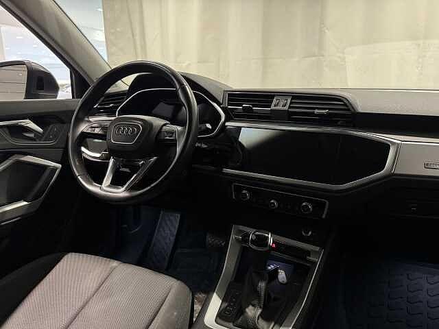 Audi Q3 45 TFSI e S tronic S line edition