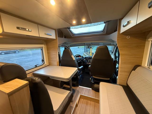 WEINSBERG CARASUITE 650 CLIMA BASCULANTE MATRIMONIALE PELLE