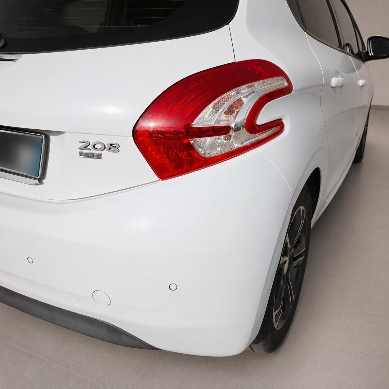 Peugeot 208 1.6 e-HDi 92 CV Stop&Start ETG6 5 porte Allure