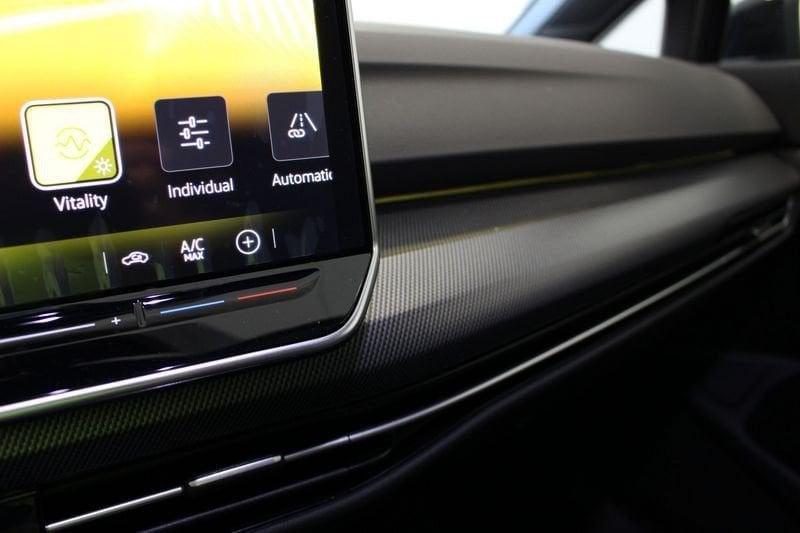 Volkswagen Golf 2.0 TDI 150 CV DSG SCR R-Line Plus