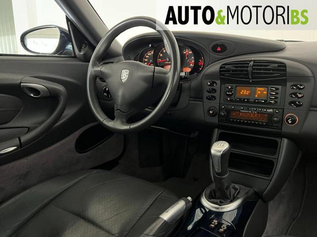 PORSCHE 911 996 Carrera cat Coupé 3.4