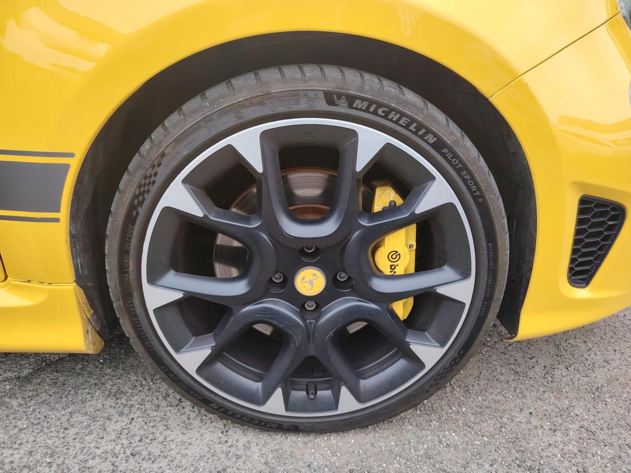 Abarth 595 C 1.4 Turbo T-Jet 180 CV Competizione