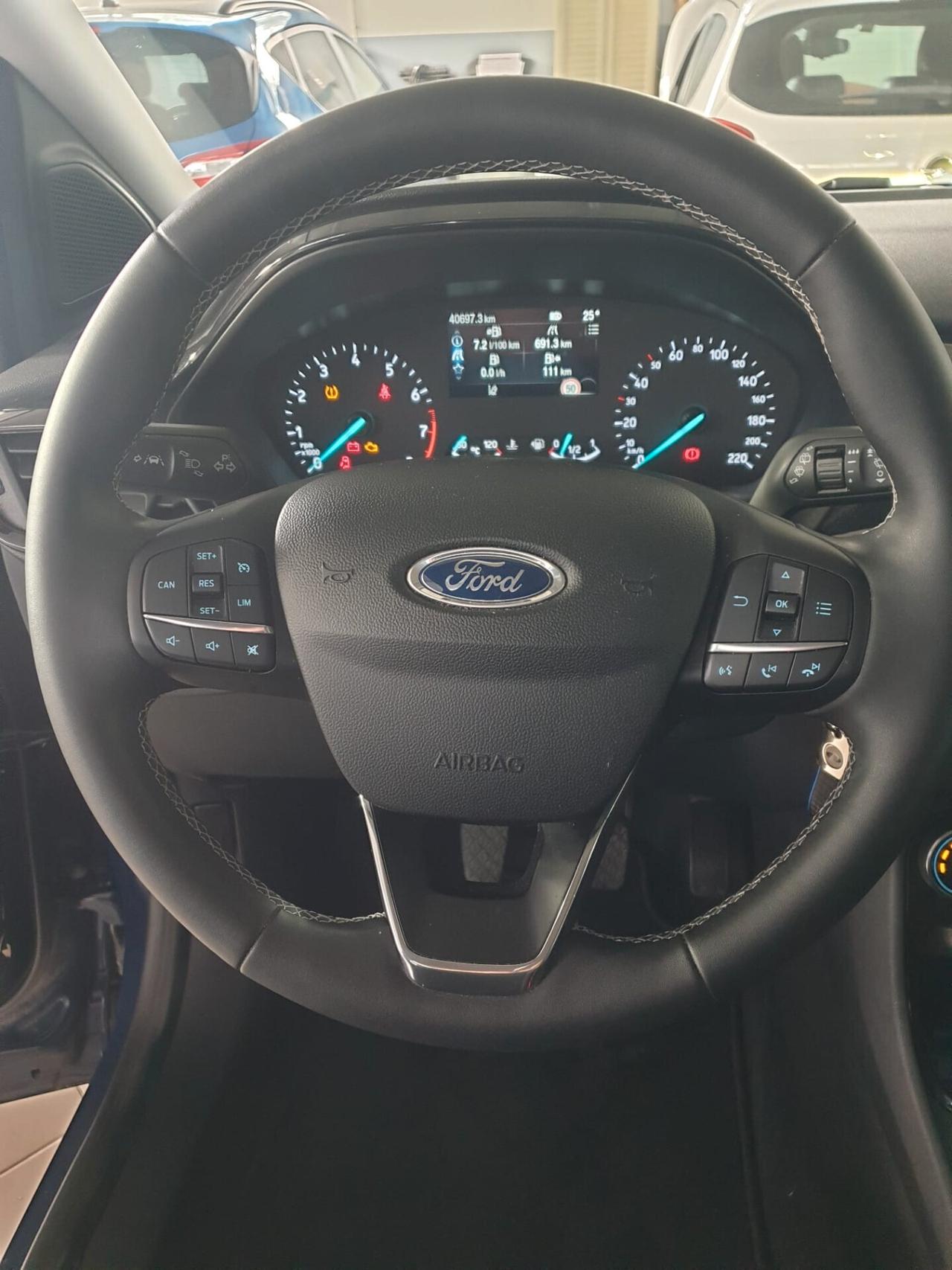 Ford Puma 1.0 EcoBoost Hybrid 125 CV S&S Titanium 6marce