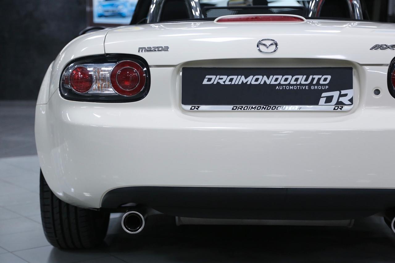 Mazda MX-5 Roadster Coupé 1.8L Wind