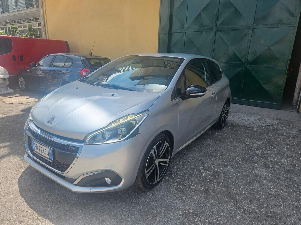 Peugeot 208 BlueHDi 120 GT Line 2016