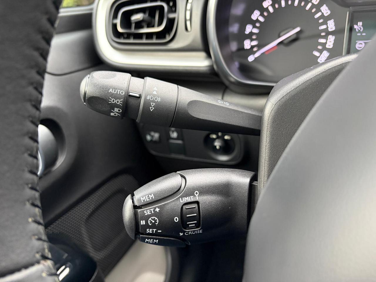 Citroen C3 1.2 T BENZINA 110CV EAT6 Shine