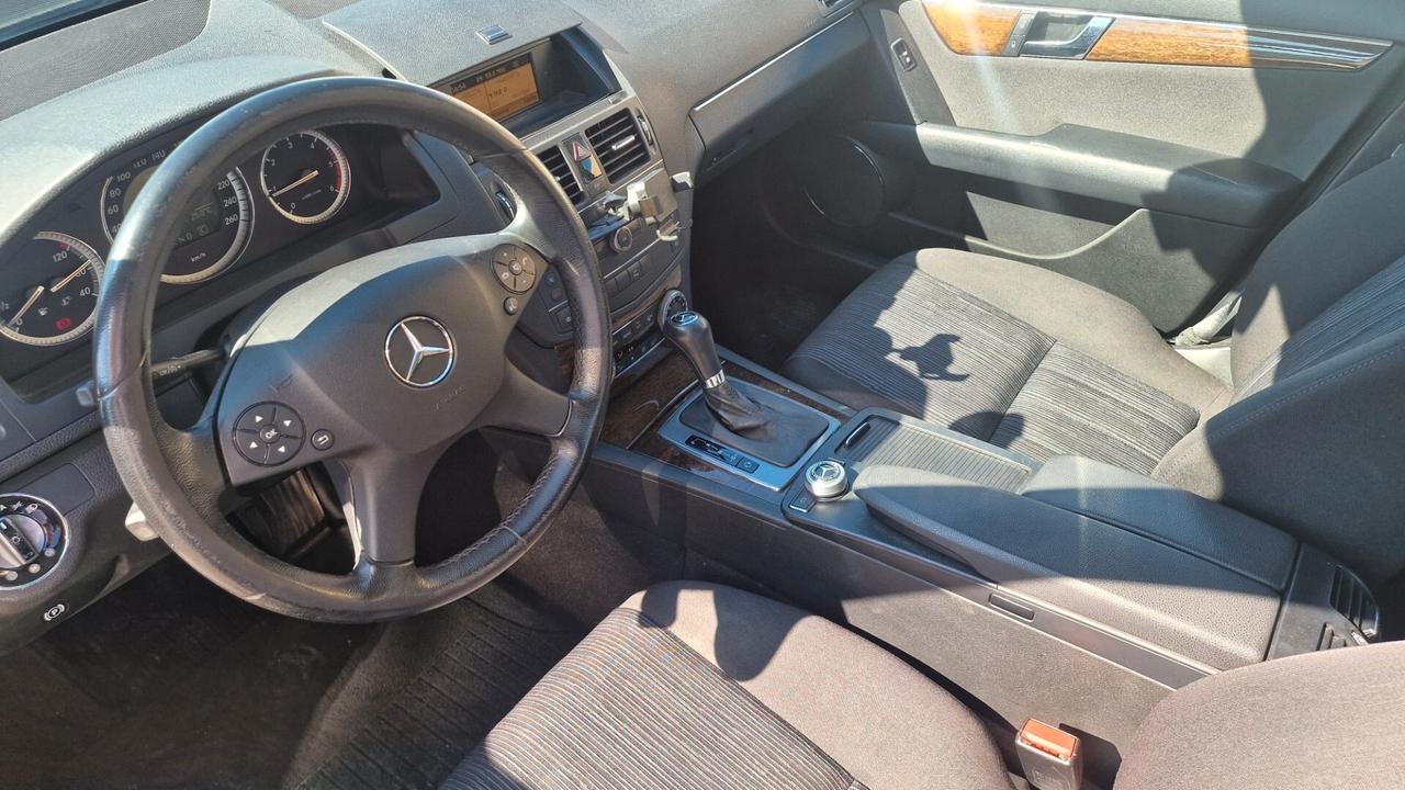Mercedes-benz C 220 C 220 CDI Avantgarde AMG