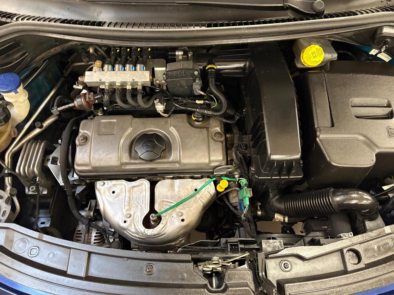 Peugeot 207 3p 1.4 8v X-Line eco-Gpl