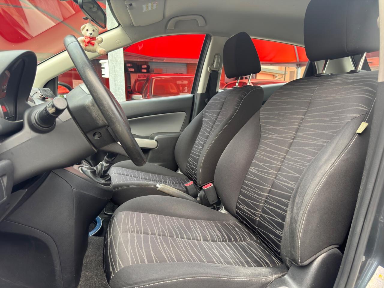 Mazda 2 1.3 16V 75CV 5p