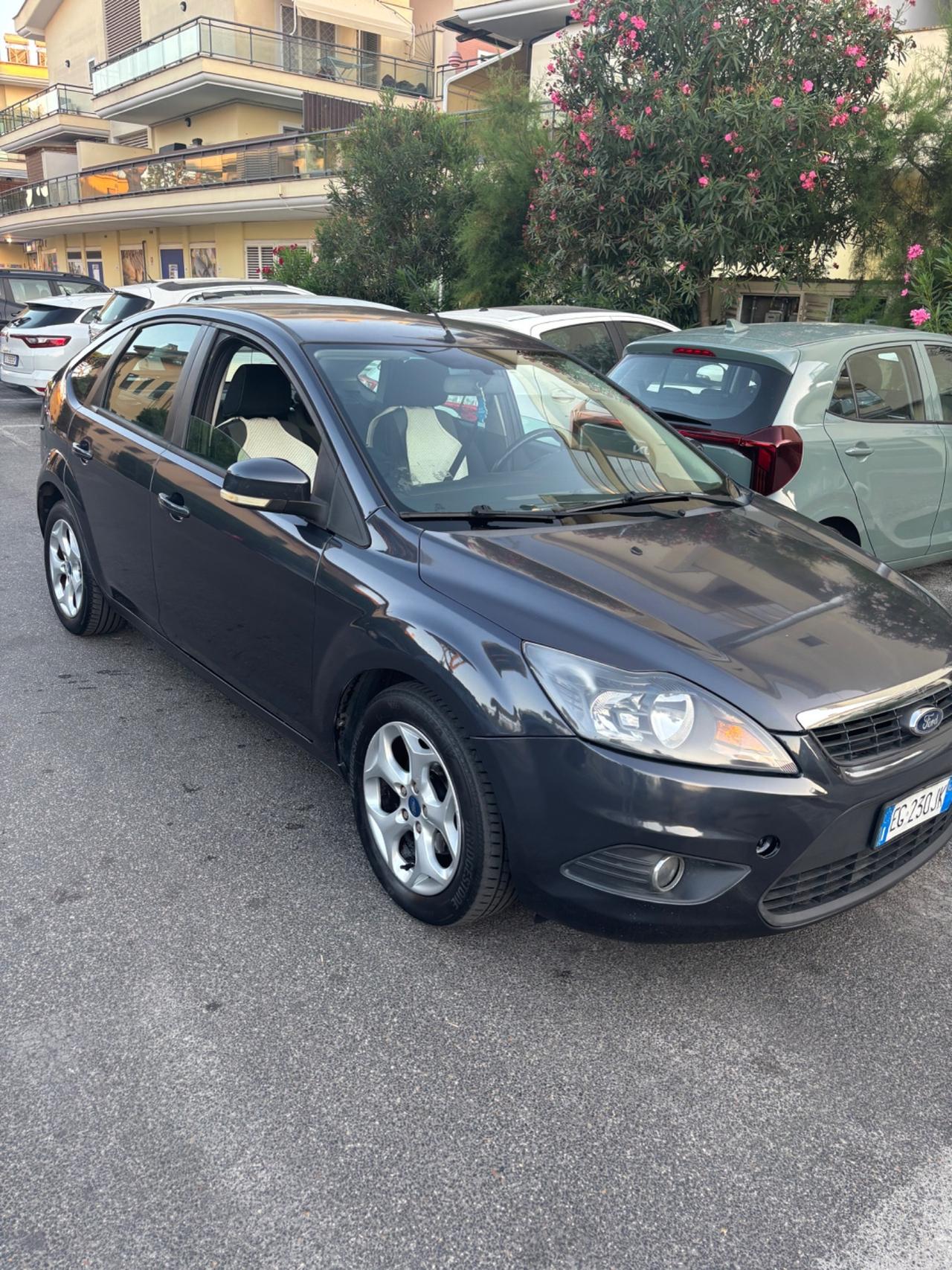 Ford Focus 1.6 TDCi (110CV) 5p. Tit. DPF