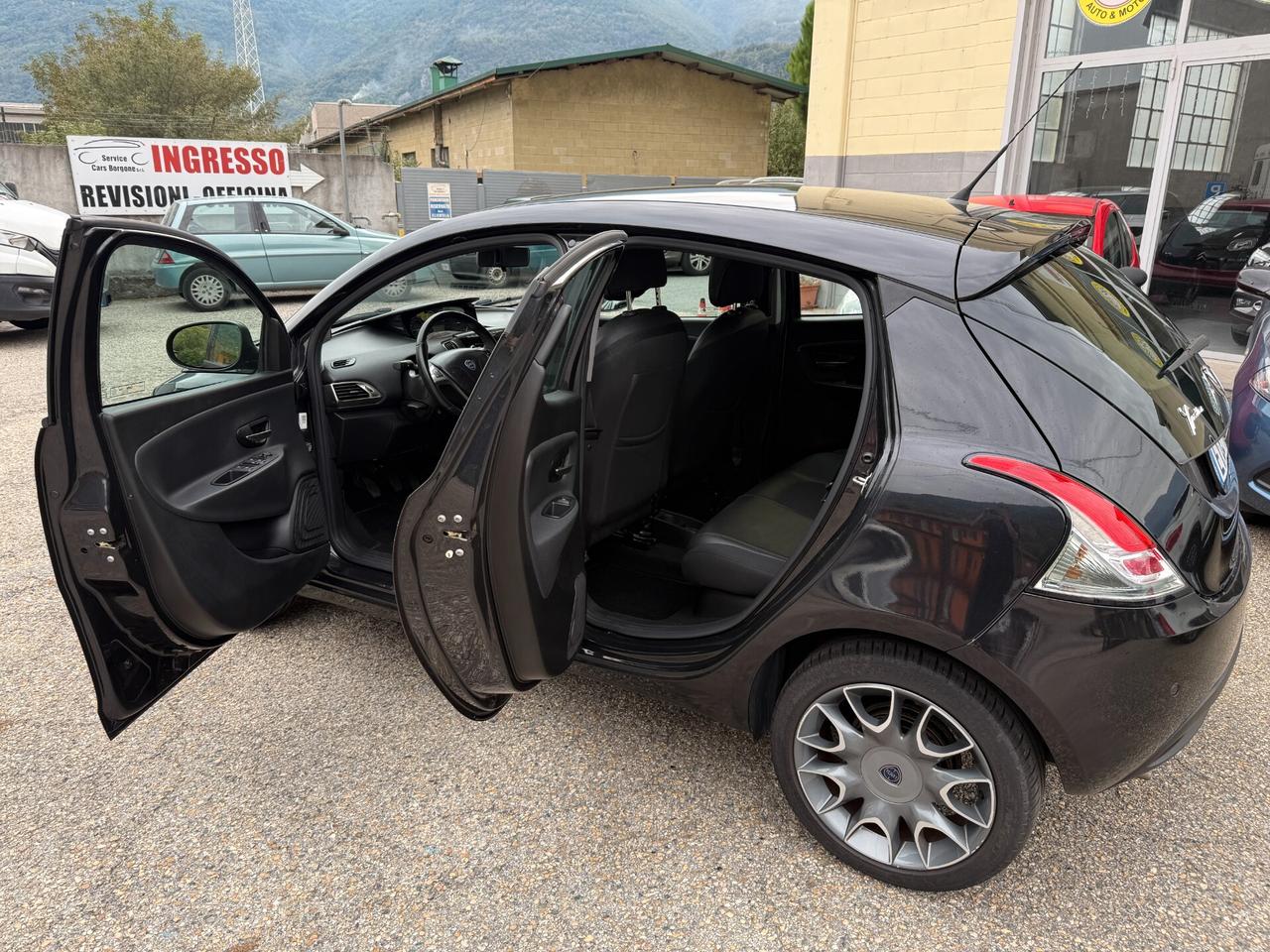 Lancia Ypsilon 1.3 MJT 16V 95 CV 5 porte S&S Platinum