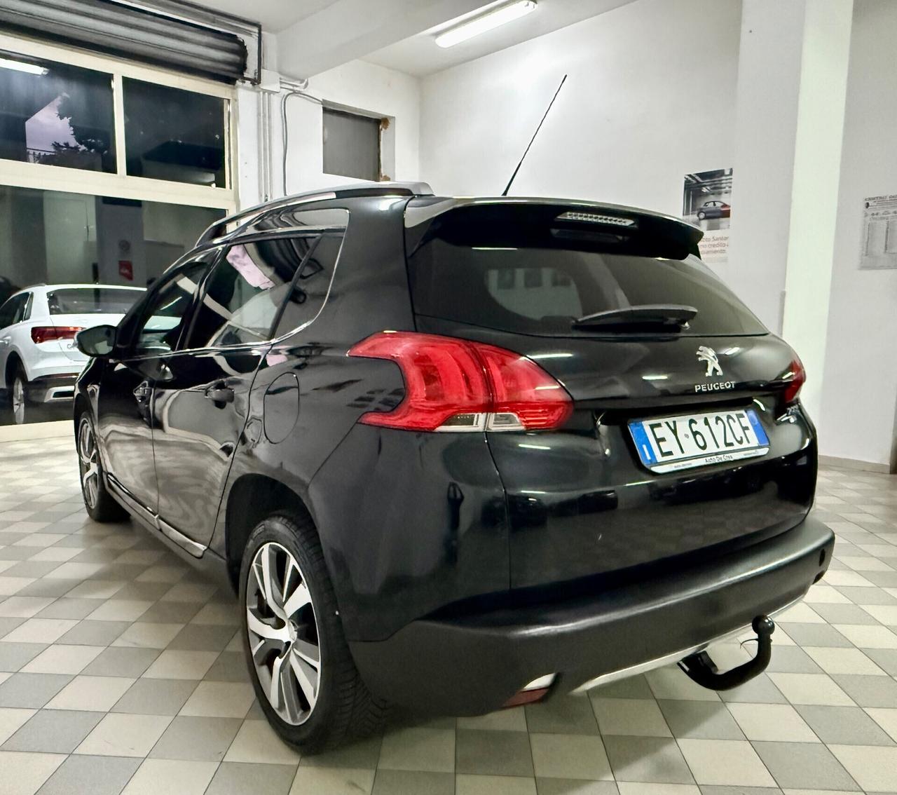 Peugeot 2008 BlueHDi 100 S&S Allure