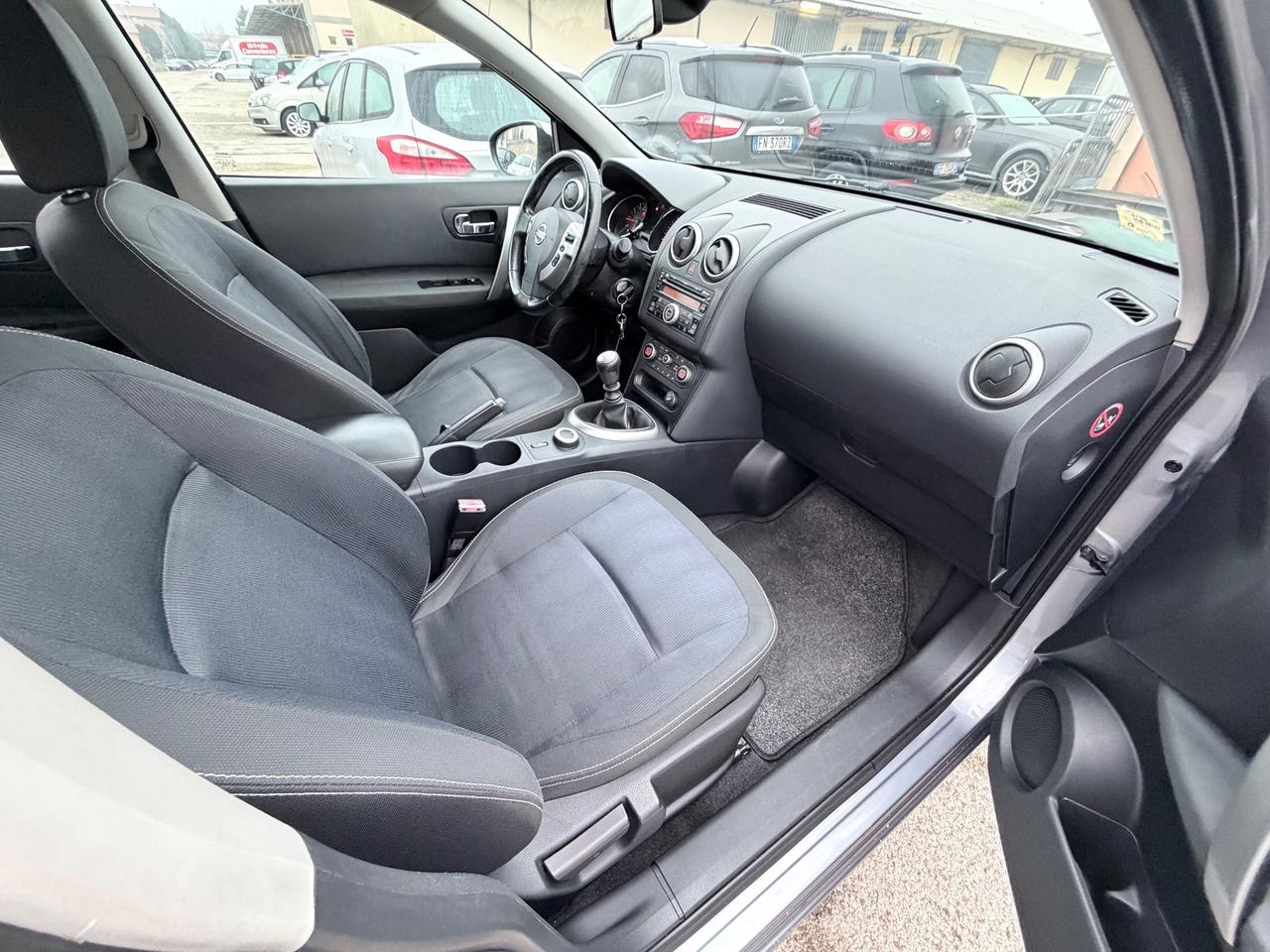 Nissan Qashqai 2.0 16V 4x4 Tekna 2011