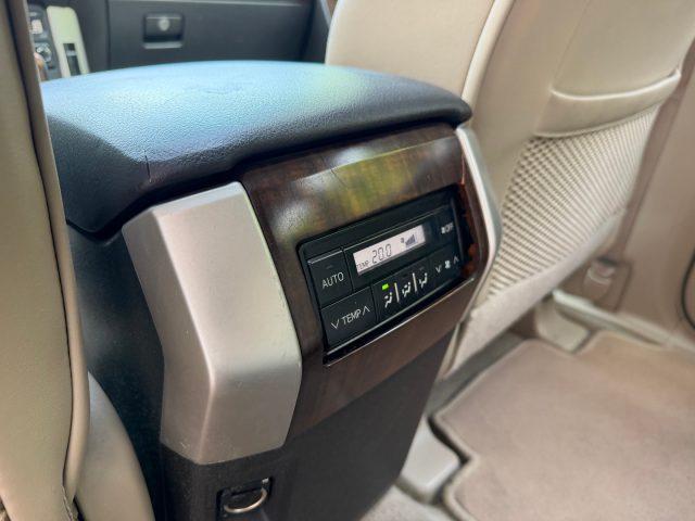 TOYOTA Land Cruiser 50 173CV 3.0 D-4D 7 POSTI INTERNI PELLE AUT.