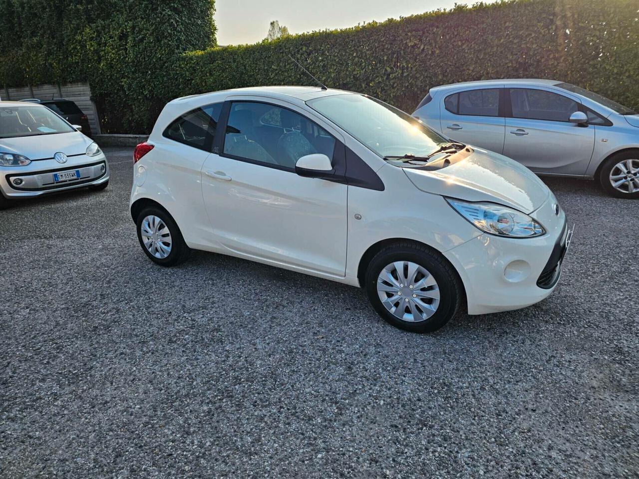 Ford Ka 1.2 8V 69CV Titanium Neopatentati