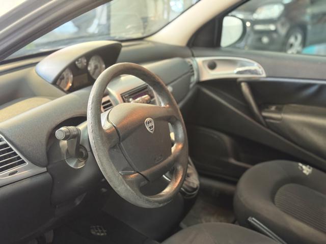 LANCIA Ypsilon 1.2 69 CV Diva*OK NEOPATENTATI*