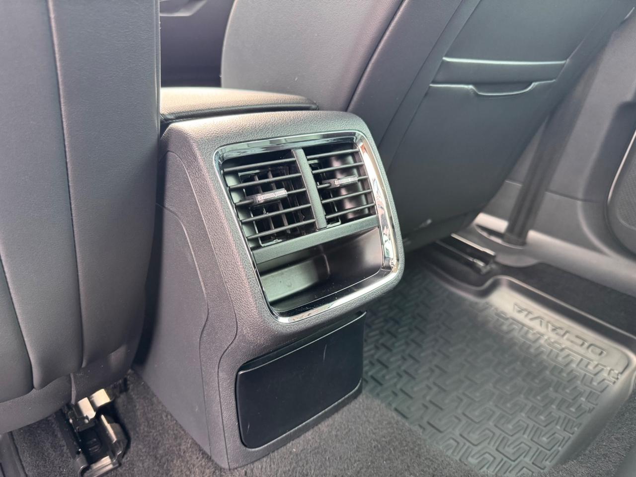 Skoda Octavia 1.5 G-TEC DSG Wagon Style