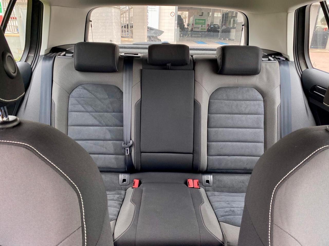 Volkswagen Golf 1.6 TDI 110 CV DSG Highline Business