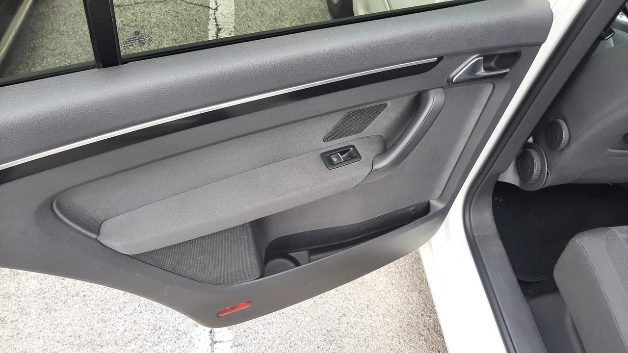 Volkswagen Touran 1.4 TSI Highline EcoFuel
