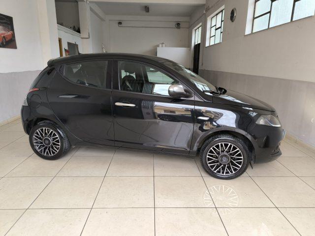 LANCIA Ypsilon 1.0 FireFly 5 porte S&S Hybrid Alberta Ferretti