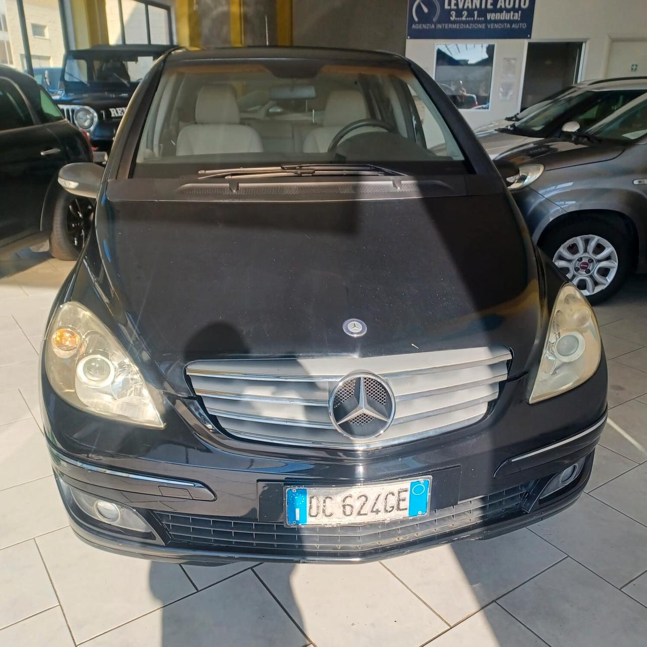 136.428 km CLASSE B 180 PERFETTA 1 2MESI GARANZIA