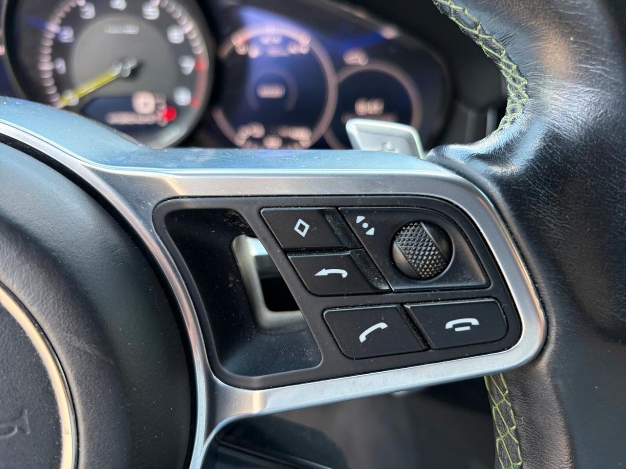 Porsche Cayenne 3.0 V6 E-Hybrid full optional