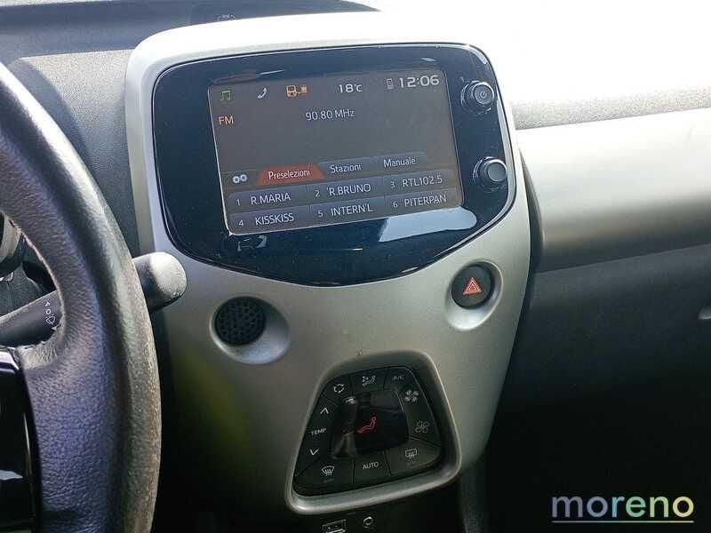 Toyota Aygo 1.0 x-cool 5p