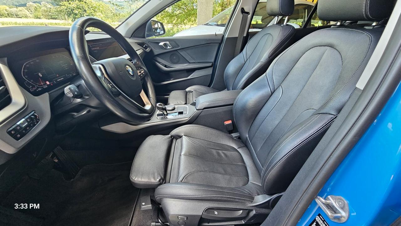 Bmw 118 118d 5p. Msport