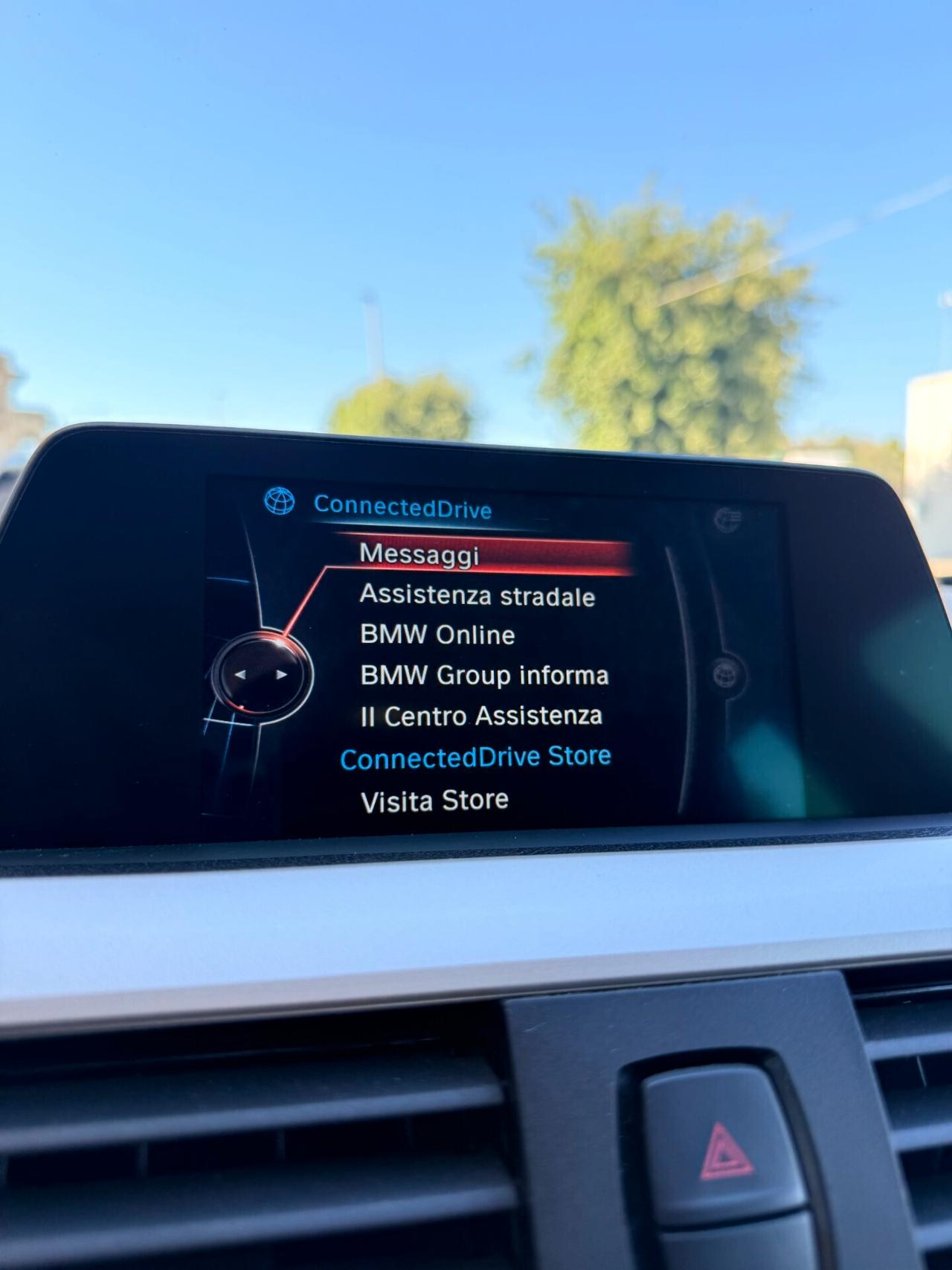 Bmw 320 d Touring Business auto NAVI,LED,BLUETOOTH,ANDROID AUTO,SENSORI DI PACHEGGIO,KM CERTIFICATI!
