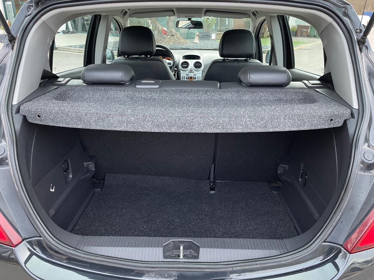 Opel Corsa 1.2 5 porte Sport* Neo patentati *